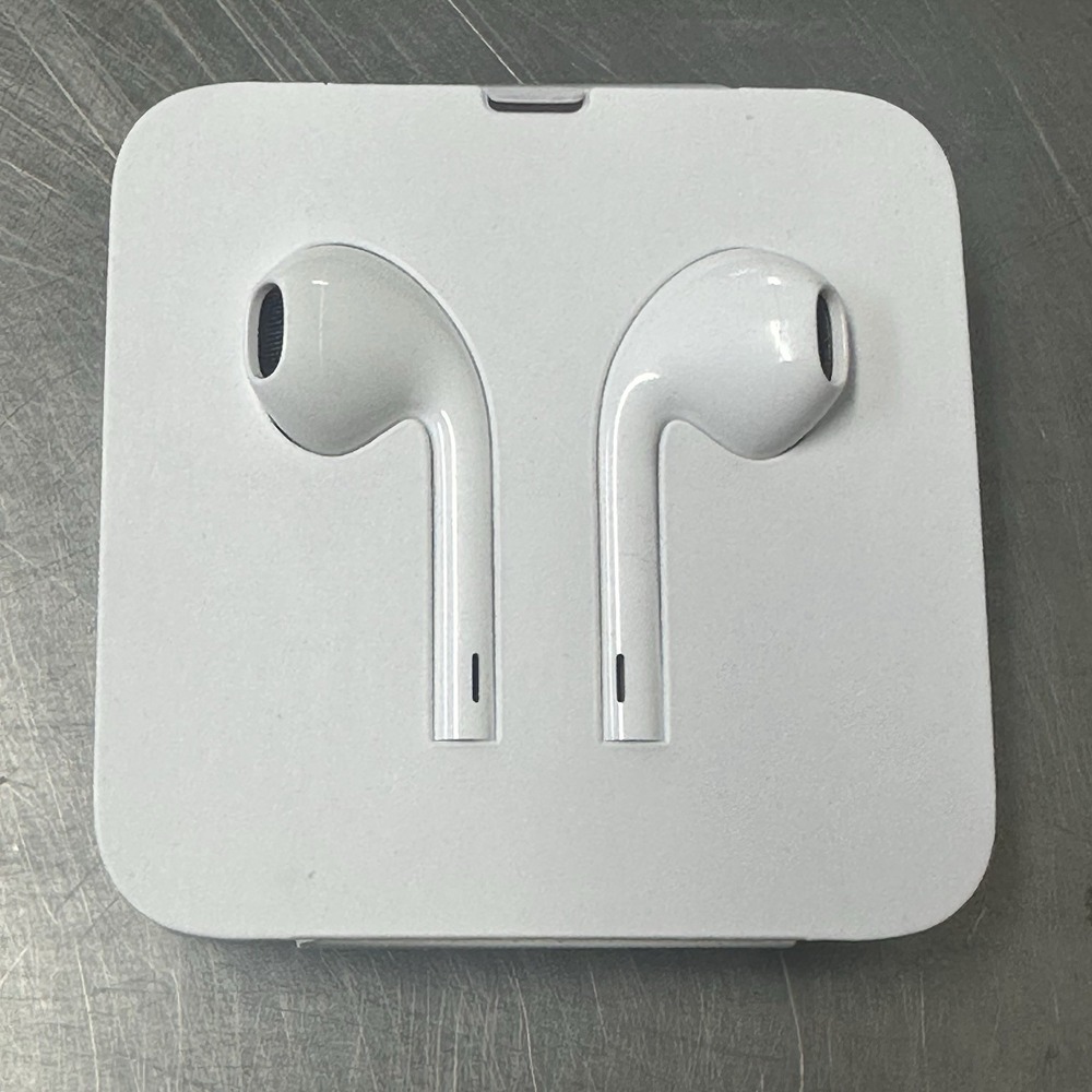 Apple‎ EarPods Earbuds White Lightning Wired Corded Headphones for iPhone